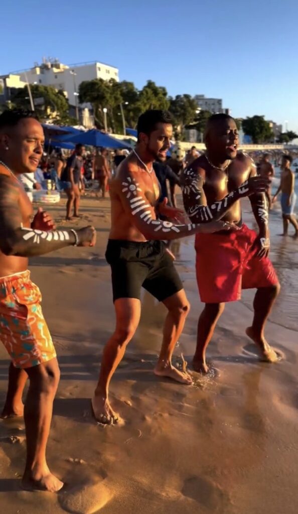 É a Bahia: Escandurras, Parangolé e La Fúria gravam clipe de verão em pontos turísticos de Salvador